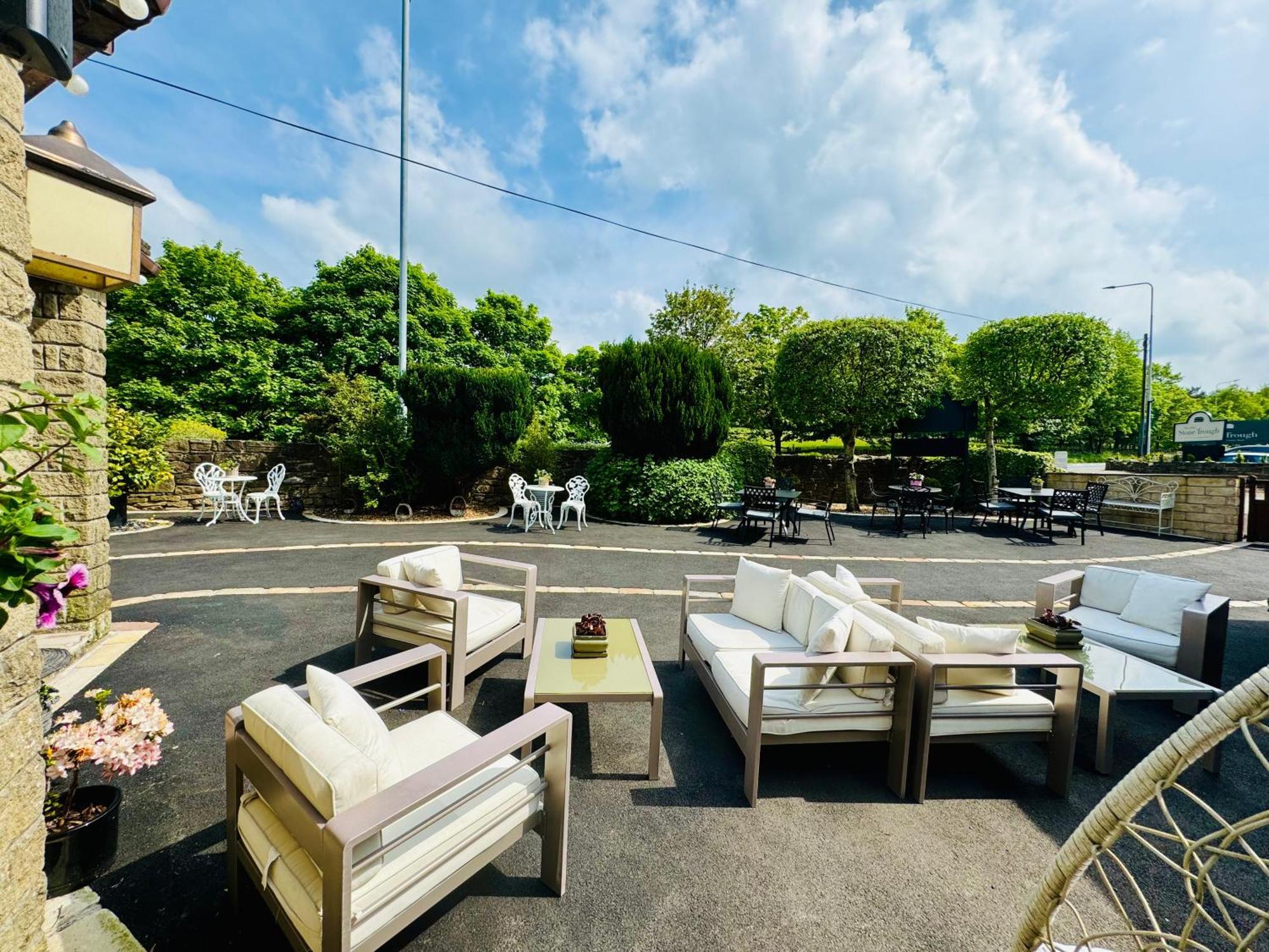 The Old Stone Trough Country Hotel Kelbrook Екстер'єр фото