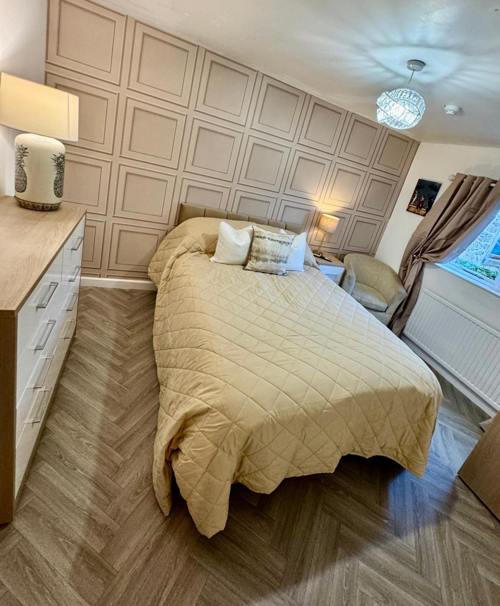 The Old Stone Trough Country Hotel Kelbrook Екстер'єр фото